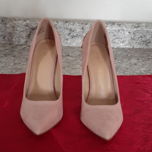 Heels - Picture 5 of 5